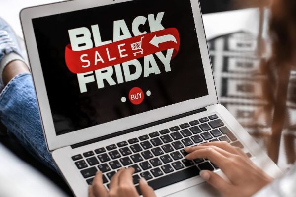 Black Friday e Cybercrimine. Impennata di domini malevoli e truffe