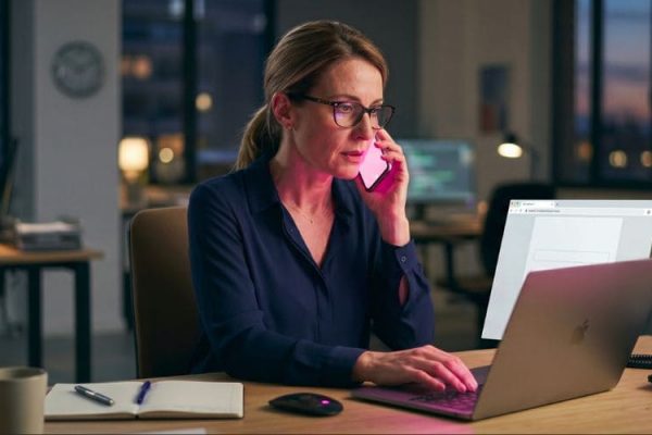 Pink Extortion: La nuova minaccia che “telefona” per rubare i dati